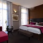 Western Cosy 4*