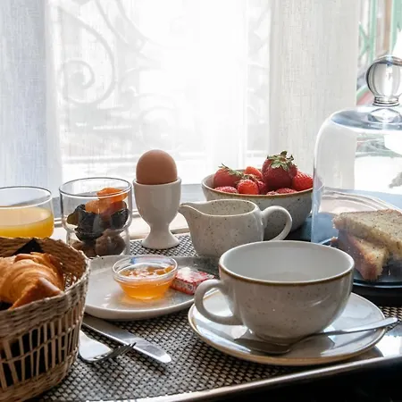 Western Cosy Szálloda