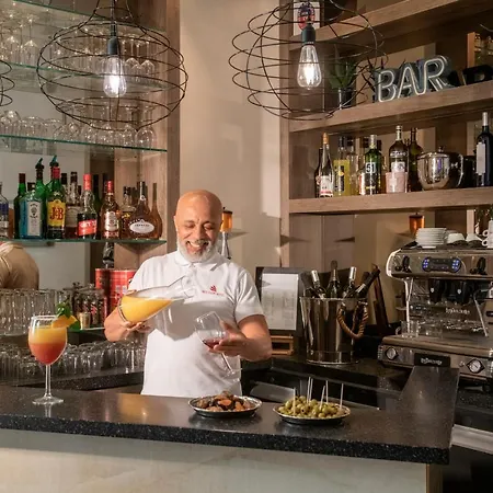 Western Cosy 4* Nizza