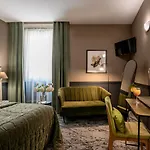 Western Cosy Hotel