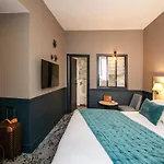 Western Cosy Hotel