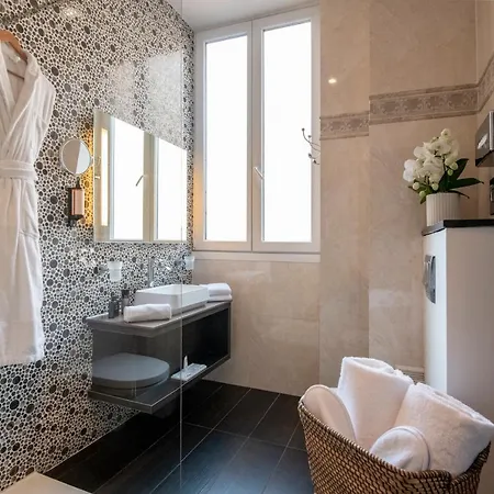 Western Cosy Hotel
