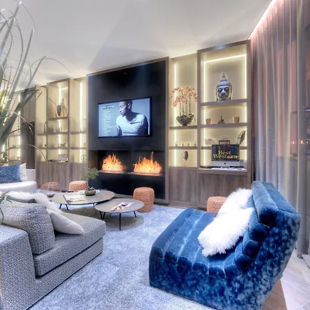 ベスト ウエスタン プラス コージー ホテル 4*