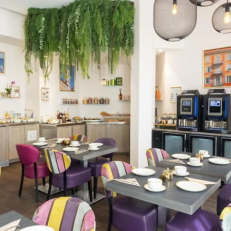Western Cosy Hotell Nice