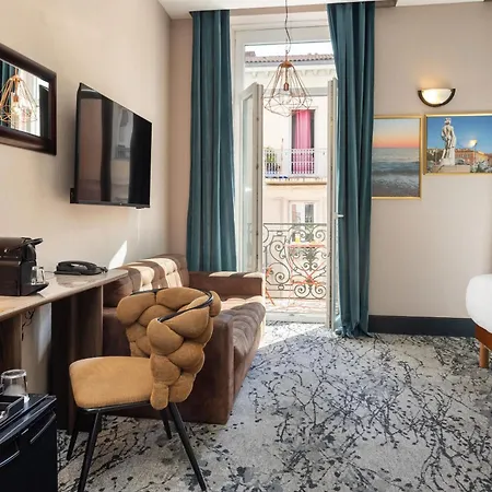 Western Cosy Hotell Nice