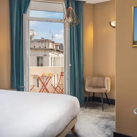 Western Cosy Hotell 4*