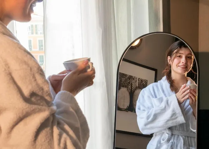 Western Cosy Hotel 4*