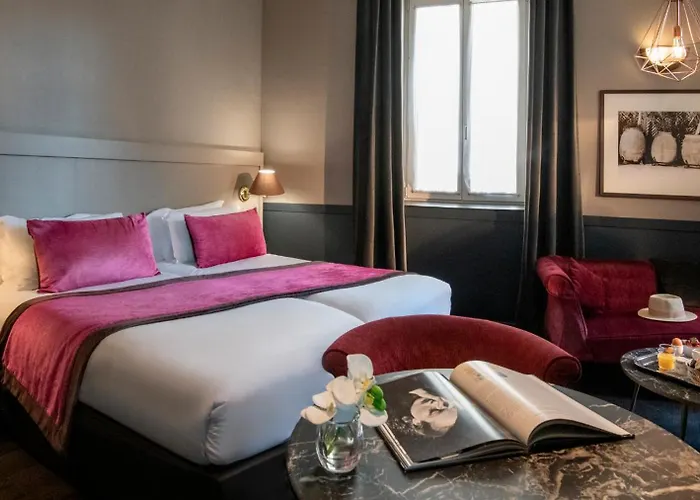 Western Cosy Hotel Nice