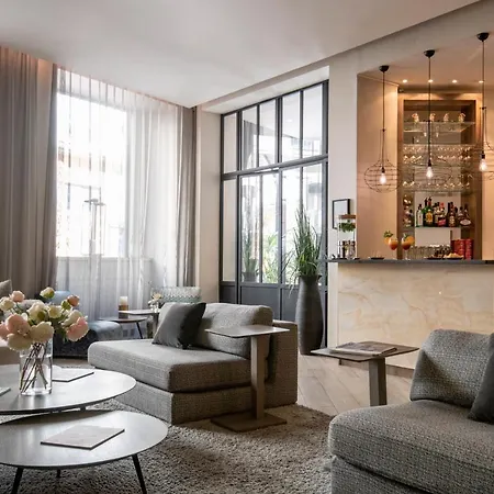 Western Cosy 4* Niza