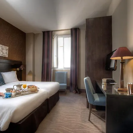 Western Cosy 4* Niza