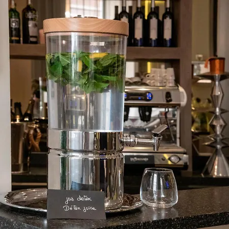 Western Cosy 4* Nice