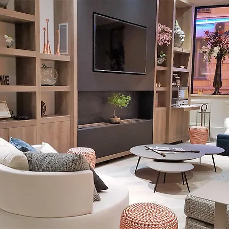 Western Cosy Hotel Nice