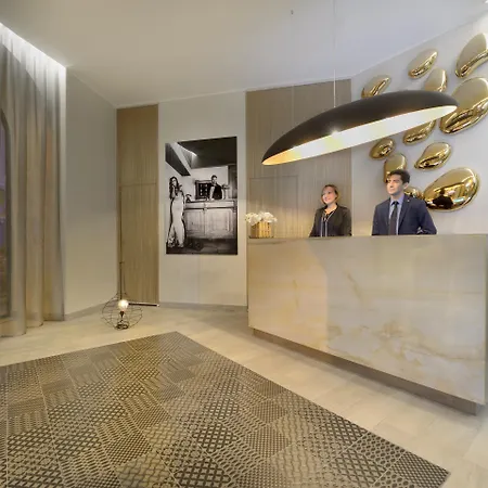 Western Cosy Hotel 4*